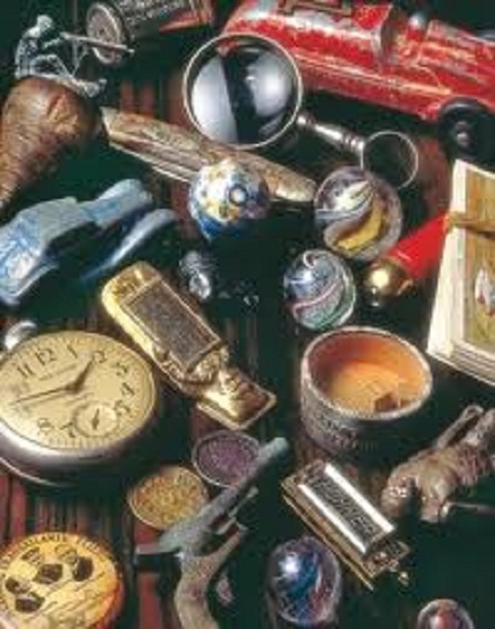 Antique's